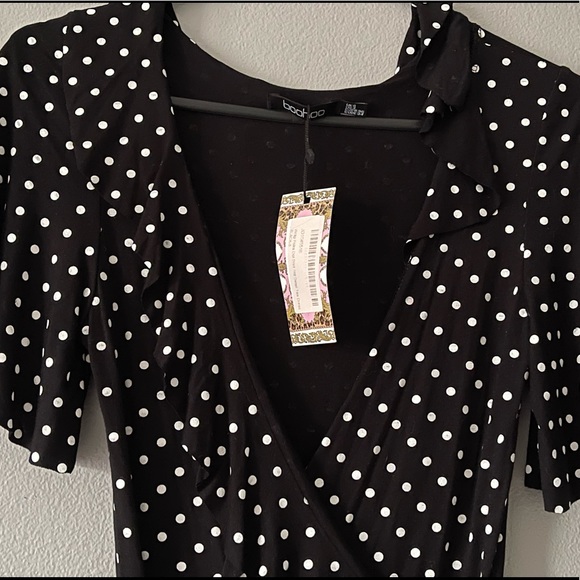 BOOHOO Black and White Polka Dot Dress - Size 8 - Picture 6 of 7